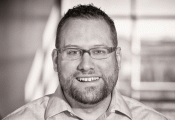 Transforming e-commerce Experience for Modern Smart Phone Users