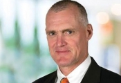 CIOs, Capital Markets and the Cloud: Being a CIO CIOs, Capital Markets and the Cloud: Being a CIO