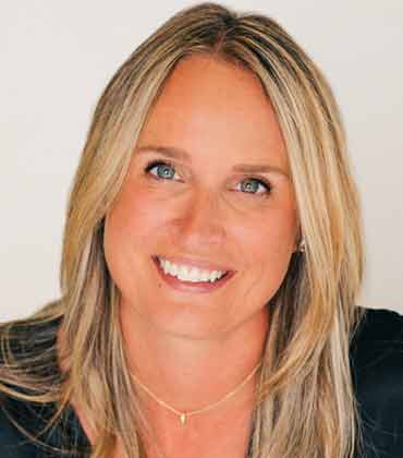 HR As A Growth Engine In High-Velocity Markets Meghan Mayer, Sr. Vice President HR, Guidepoint Security