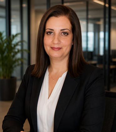 Turning Analytics into Business Value Elaine Cristina Daniel, Data Analytics Manager, Caterpillar Inc.