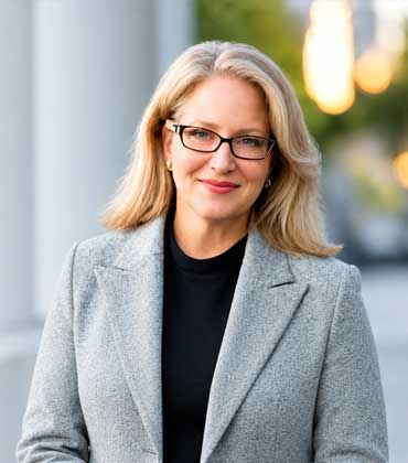 Making Enterprise AI a Scalable Capability Michelle Bonat, Chief Technology, Product and AI Officer, Golden Pear Funding
