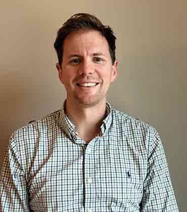 Building Foundations For Innovation Andrew Dennis, Director, Data and Analytics, Aperture Investors