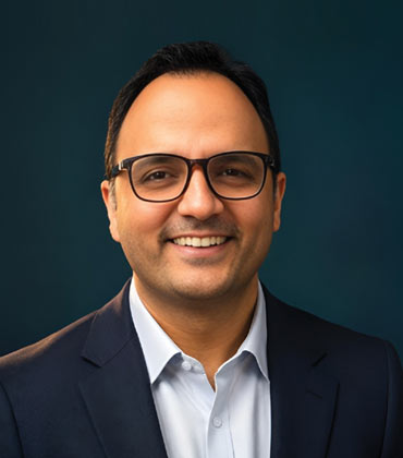 Digital Experience Starts Where the Customer Can't See It Rohit Magazine, Vice President of Software Engineering, Advance Auto Parts