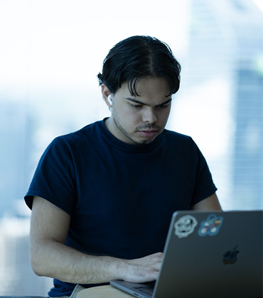 Scaling AI Through Better Human Decisions Anton Reza, Chief Technology Officer, Clover Labs