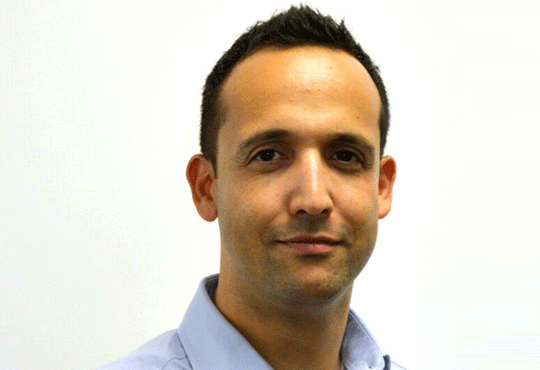 Managing the New IT Organization: Lessons from Velcro Companies