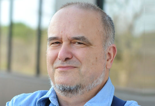 Supercomputers, Clouds and the Exascale Frontier