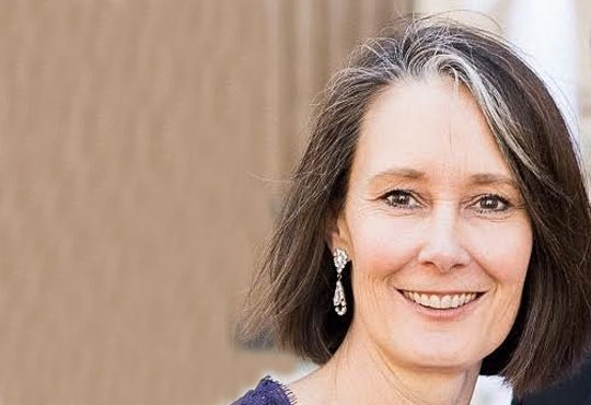 Application Management-How to Choose and Deploy the Right Software and Partner