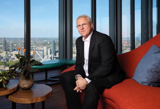 Removing Data Silos to Reach the Holy Grail of Financial Services