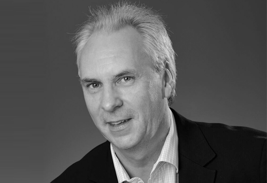 Managing Unified Communications and Lego Bricks: Drawing Parallels
