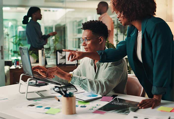 How the Right LMS Platform Can Bridge the AI Skills Gap Through Strategic Training