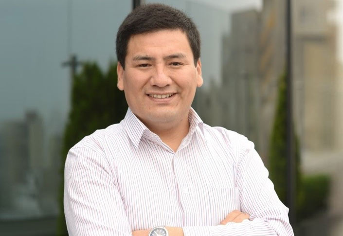 Driving Digital Transformation and Innovation with Data and Analytics