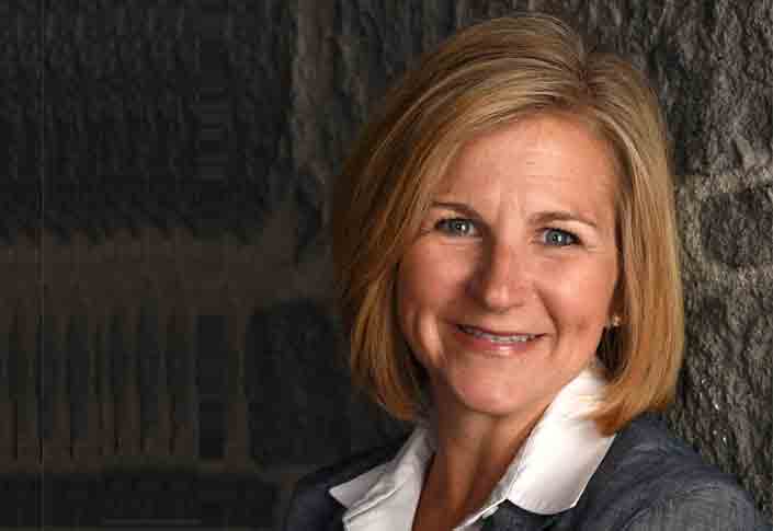 Bolstering the Public through Smart Technology