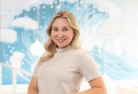 From DTC Site to Brand Experience Hub: Operationalizing the Channel's Dual Role