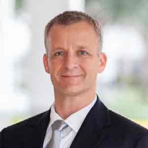 Today’s Manufacturers Could Really Use a Strategist Adopting a Big-Picture Mindset Can Help Balance Short-Term Productivity with Long-Term Needs, Helping to Derisk and Future-Proof a Facility Austin Daniels, Vice President of Strategy & Optimization, Mitsubishi Power Americas.