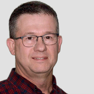 Building a Topic-Centric Experience: Using Business Vocabulary and Semantics to Drive Data Visibility Rodney Kagarise , Data Modeling Senior Manager, Fannie Mae