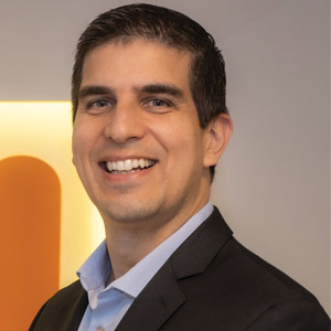 Energy Transition Through The Decades: A Responsible Approach Bruno Freitas, Product Line Director, IMODCO, SBM Offshore (SBMO: AMS)
