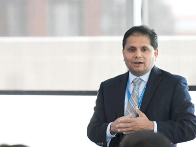 Con Edison Customers Want Clean Energy; Technology And Company's Commitment are Making it Possible for them to Get It Walter Alvarado, Vice President, System & Transmission Operation, Con Edison