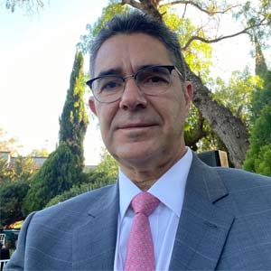Carlos Alberto Reyes M, MD EdD, Medical Affairs Lead at Carnot Laboratorios