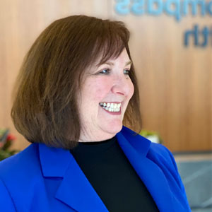 Leveraging Technology To Improve Healthcare Outcomes Dr. Lisa Charbonneau, Chief Medical Officer, Encompass Health