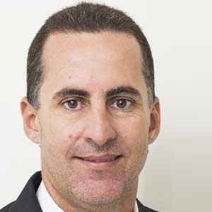 Organizational capacity building on low code platforms and its impact on cultural transformation Luciano Almeida, Head Of Innovation and Technology at GAV Resorts