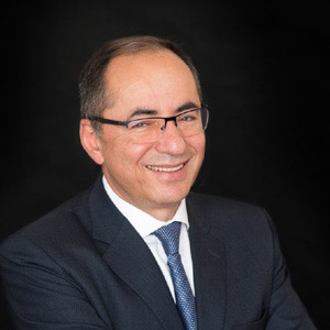 Future of Cyber Security: Responding to Threats with Confidence Bernard Gavgani, Group CIO, BNP Paribas