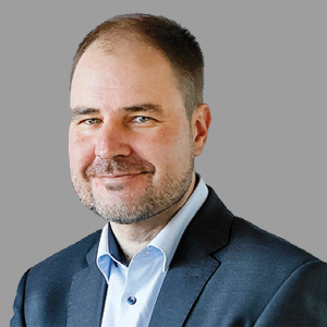 Myth Busted: People aren't the Weakest Link in Cyber Security Teijo Peltoniemi, Director, Digital Transformation and Cyber Security, Ilmarinen Mutual Pension Insurance Company