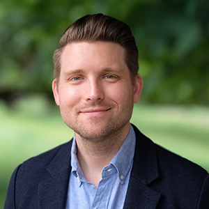 Designing Data Driven Digital Experiences in B2B Brennen Volbeda, Senior Director Digital Experience & Strategy, PCNA