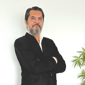 From Conception to Critical Infrastructure Rodrigo Takao, IT Director, Gokei Tecnologia
