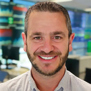 In Times of Cloud, Why Use a Data Center? Cléber Alexandre Agazzi, Head of Infrastructure & IT Operations, Sicredi