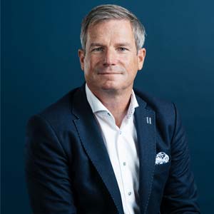 iText Appoints Gary Fry as new Chief Executive Officer 1