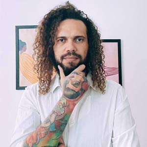 Beyond Prompts: Demystifying Artificial Intelligence in Retail Everton Baptista, Artificial Intelligence & Data Analytics Manager at Leroy Merlin