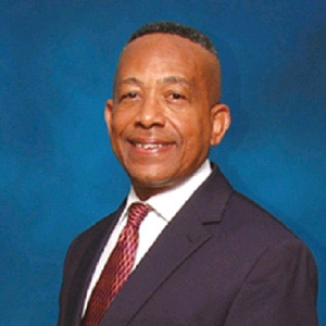Prioritizing The Customer Experience Paul Tobias, District & Quality Assurance Manager, Osmow’s Inc.