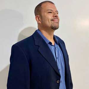 Navigating the Challenges of a Hybrid Data Center Strategy Rogerio Tavares, Head of IT, CMOC Brasi