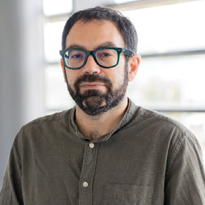 Challenges in Data Governance for the Automotive Industry David Guerra-Rodriguez, Software Engineering Manager, APPLUS+IDIADA