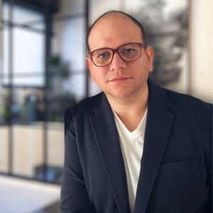 The Identity Paradox In Cybersecurity Beginning And Ending With Identity-Centric Security Humberto Barreda, Cybersecurity Manager at Sempra Infrastructure
