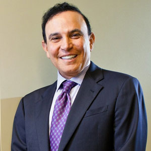 Cloud Computing and the Rules of Machines in the 21st Century Dr. Hossein Eslambolchi, CEO, CyberFlow Analytics
