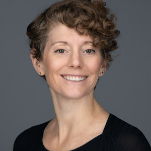 Elevating Customer Experience as a Product with Modern Product Leadership Cynthia Kellam, Global Head of Digital, CX and Marketing Data/Insights/Analytics, TE Connectivity