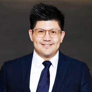 Quiet Luxury and the Art of Conversion Christopher Martinez, Director of E-commerce & Web Content, Marshall Pierce