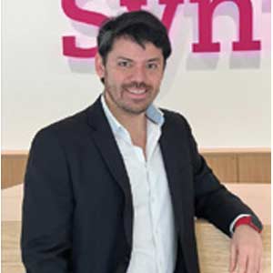 Supply Chain In The Pharmaindustry: The Key In S&Op Andagile Decision Making Processes Claudio Sepulveda, Gerente Supply Chain, Supply Chain Director, Synthon