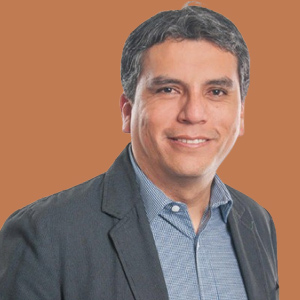 Beyond Regulations: How Innovation is Shaping Compliance Programs in the mining industry Edwin Bustinza Lozada, Head of Compliance at Buenaventura Mining Company