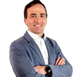 Embracing Digital Transformation in Aviation Felipe Izquierdo Chadwick, Chief Information and Digital Officer, SKY Airline