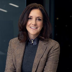 Revamping Banking Sector Trends through FinTech Laura Merling, Chief Transformation and Operations Officer at Arvest Bank