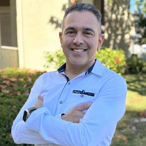 How to communicate your strategic thinking with clarity and precision Harry Reynolds, Director of Operations at Kinetic Systems